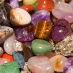 Mineral cuarzo  pirita y labradorita unidad